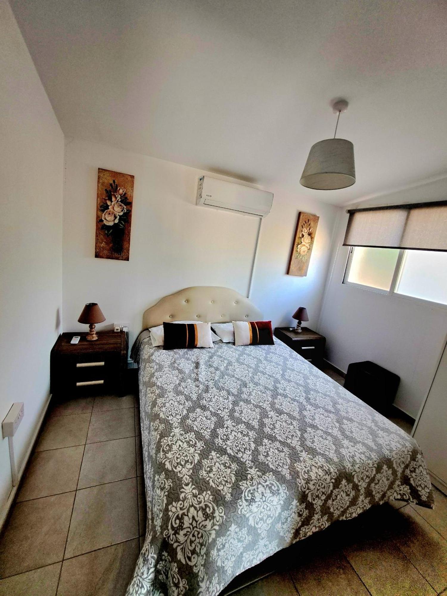 Andria Villa Peristerona  Luaran gambar